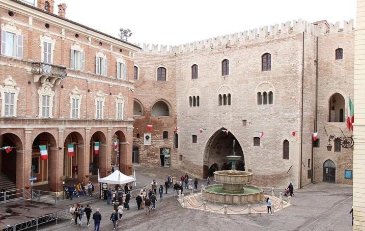 Casa Lella Villa Fabriano Exterior photo