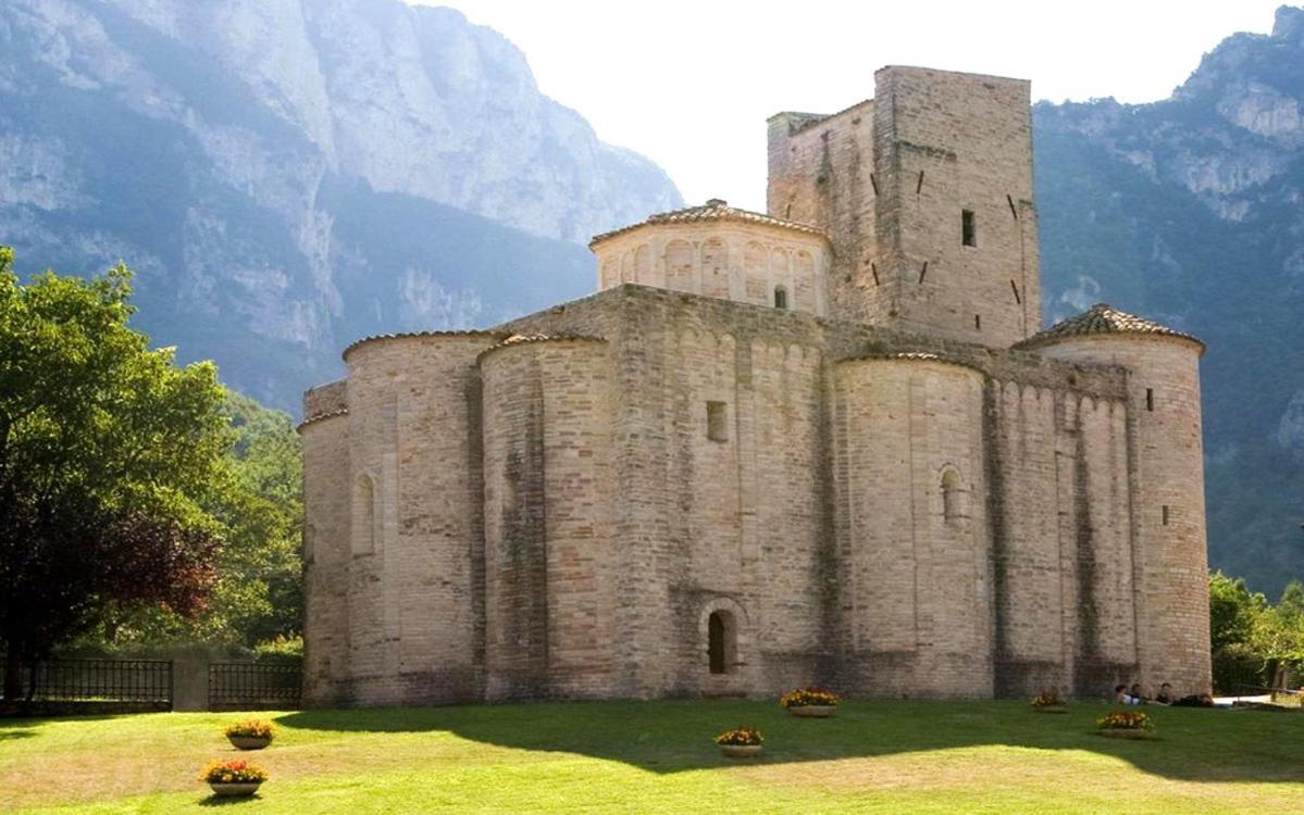 Casa Lella Villa Fabriano Exterior photo